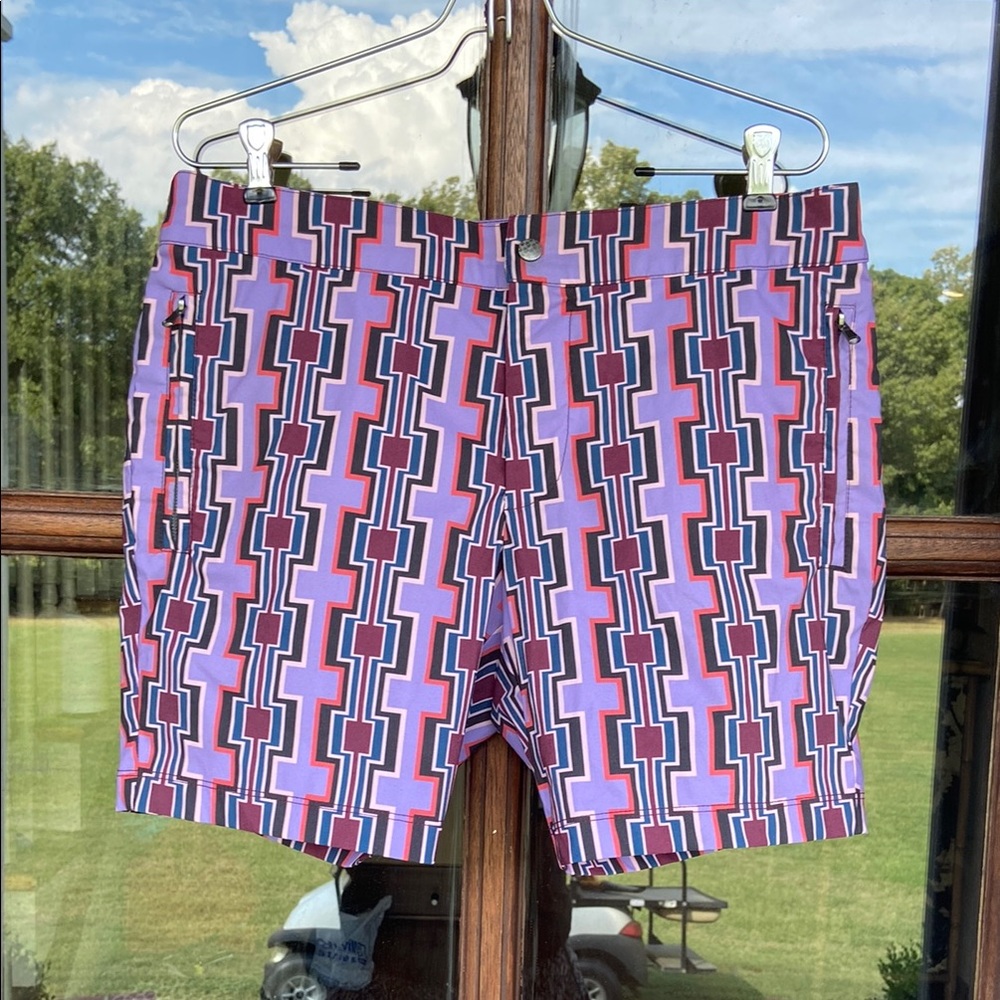 MR TURK (Trina Turk) “Honolulu‎ W/ Ynez”Print Board shorts. Size 33